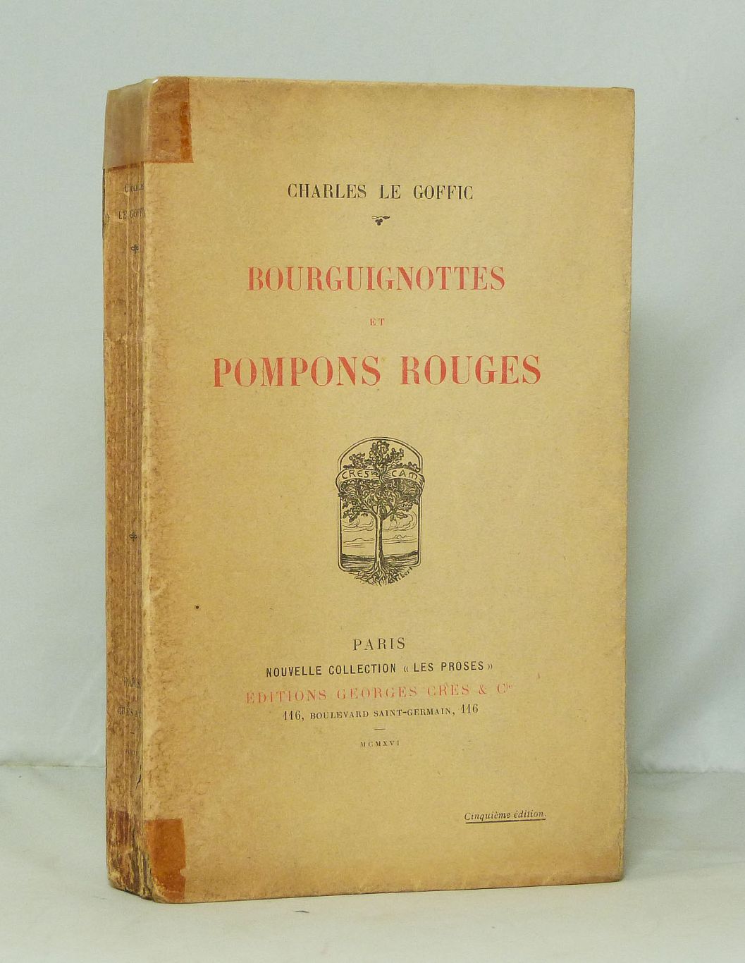 Bourguignottes et pompons rouges