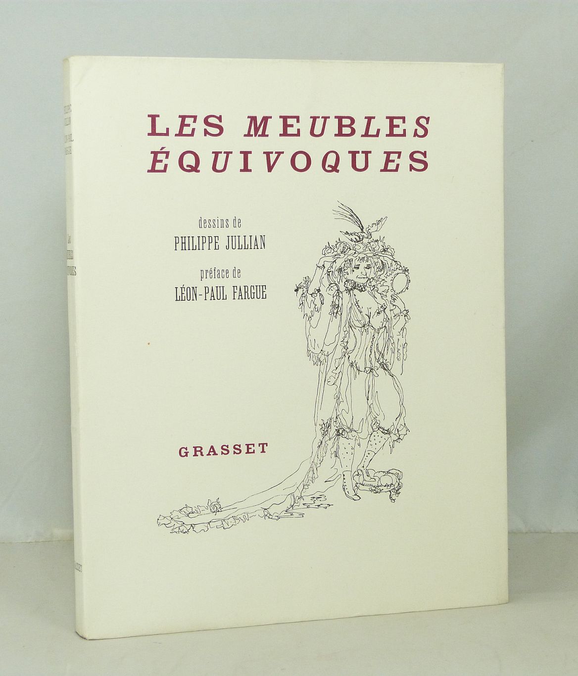 Les meubles équivoques