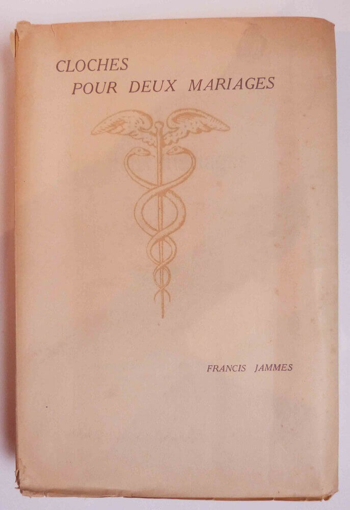 Cloches pour deux mariages.