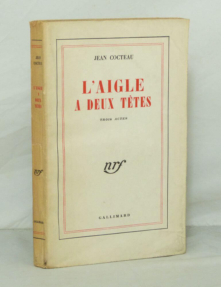L'aigle à deux têtes.
