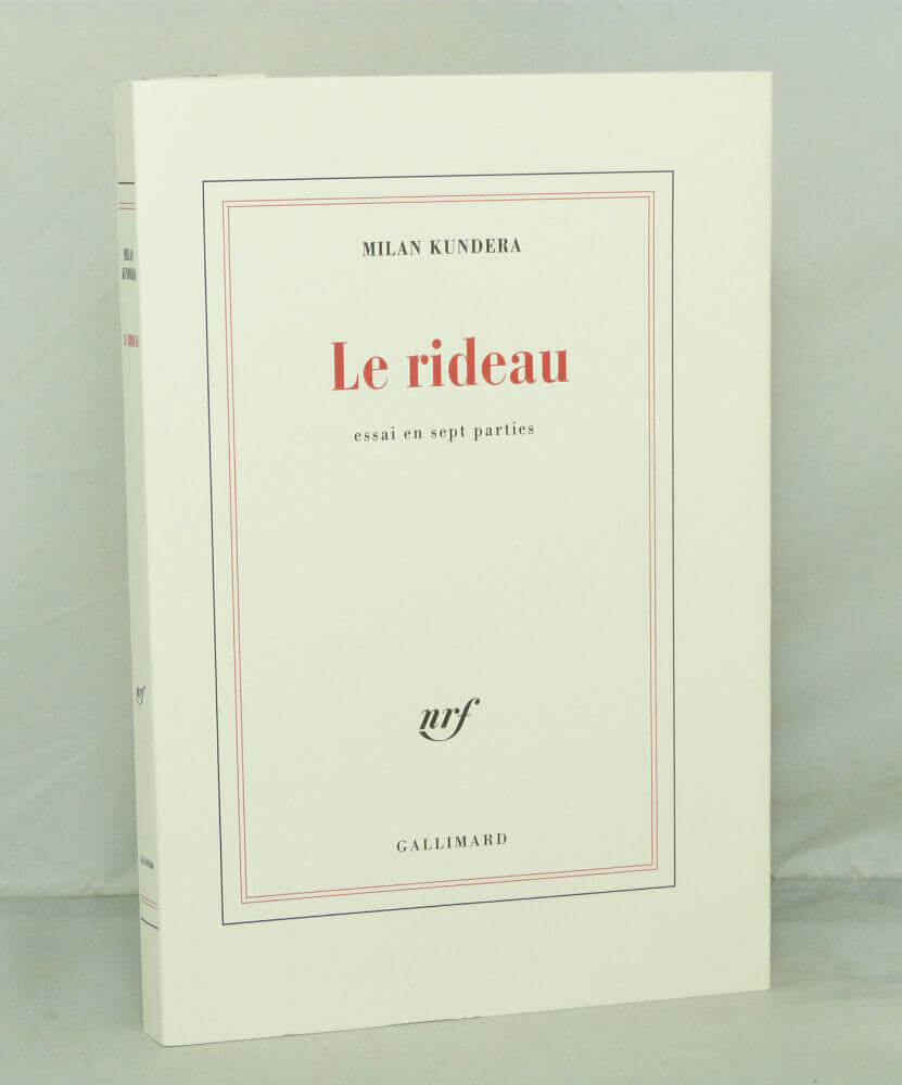Le rideau.