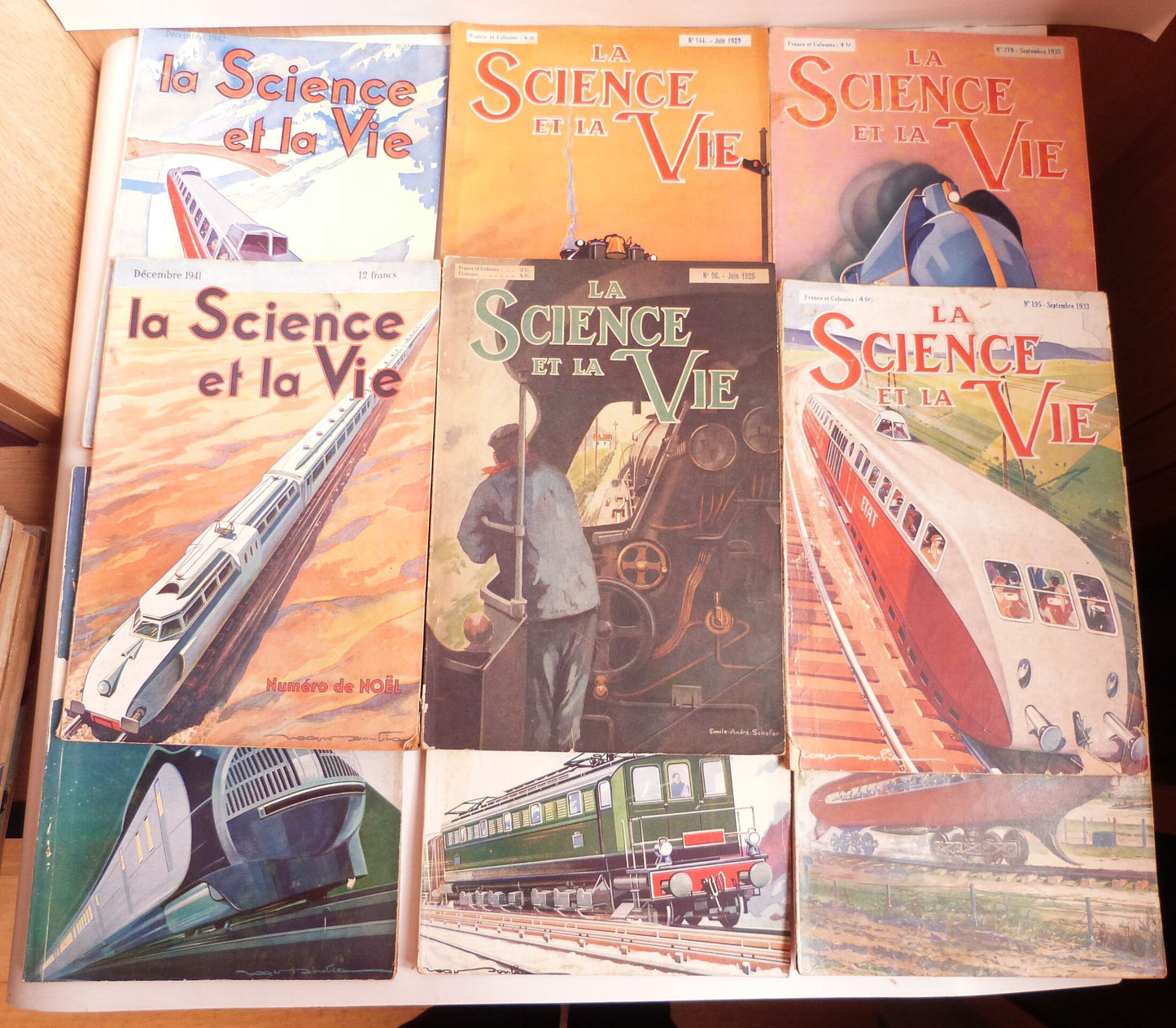 Lot of 9 Science et Vie with train covers