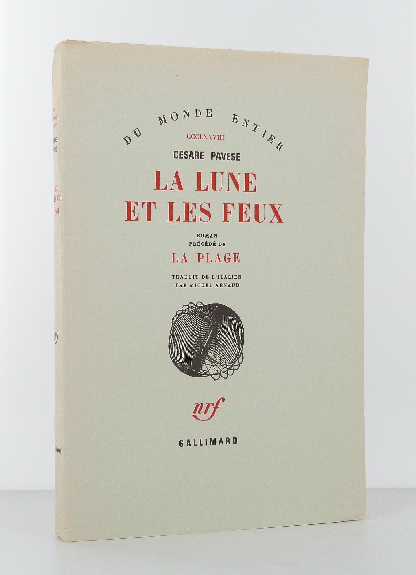 La lune et les feux.