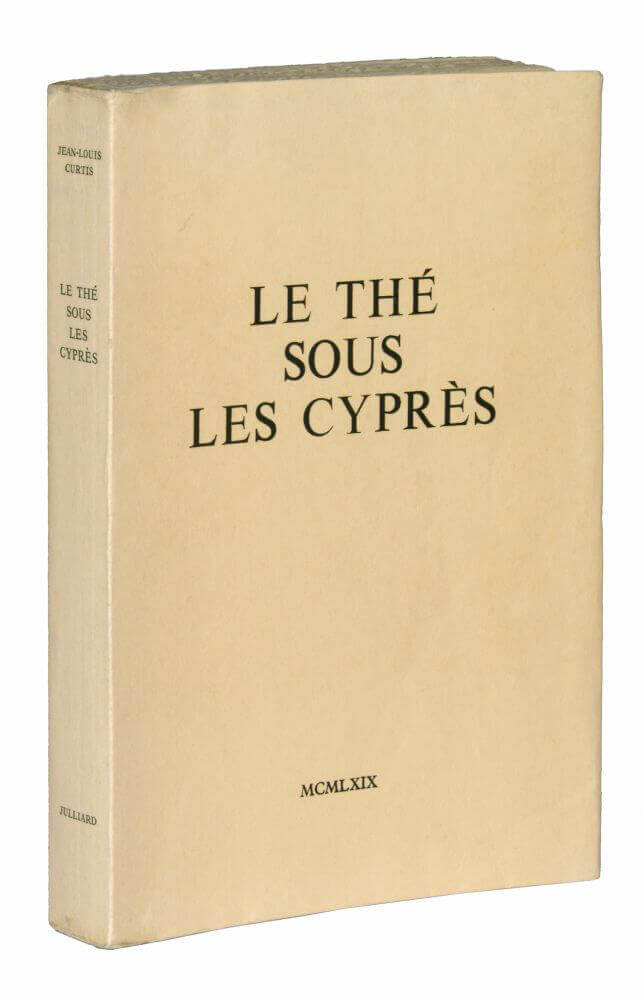 Le thé sous les cyprès