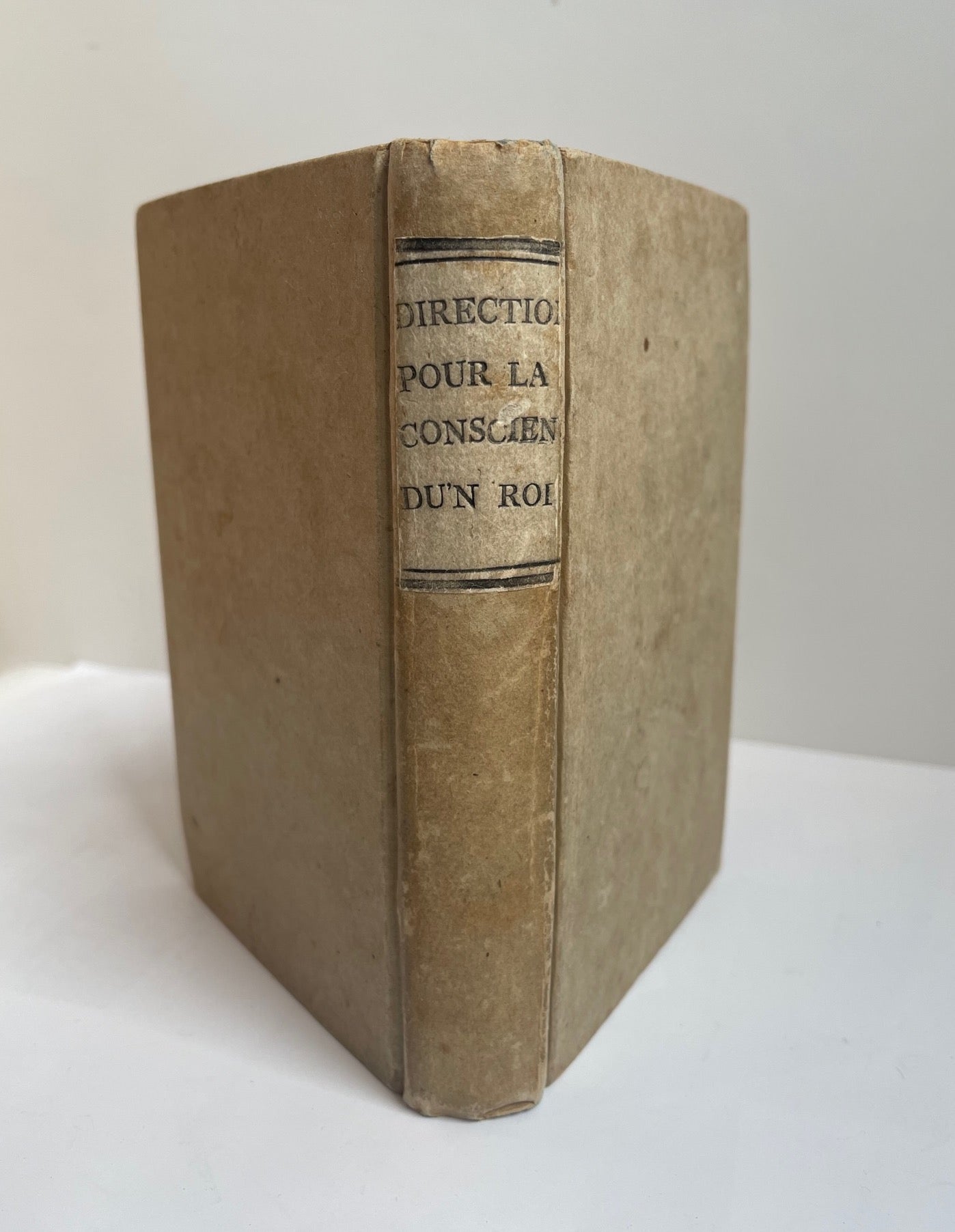 Directions pour la conscience d'un Roi, ou examen de conscience sur les devoirs de la Royauté.