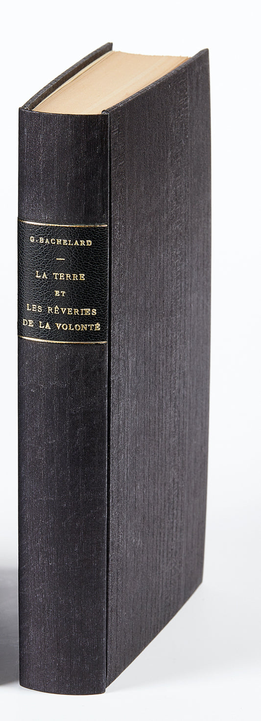 La terre et les rêveries de la volonté