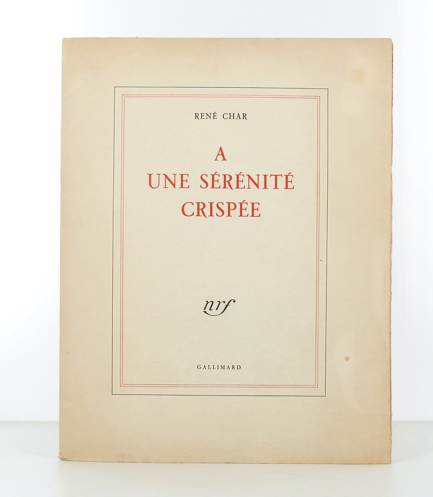 A une sérénité crispée
