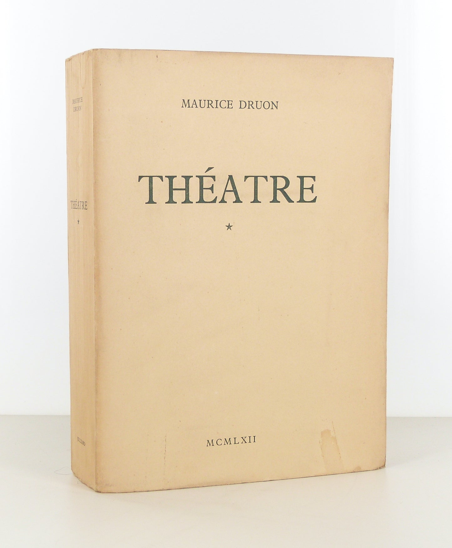 Théâtre.
