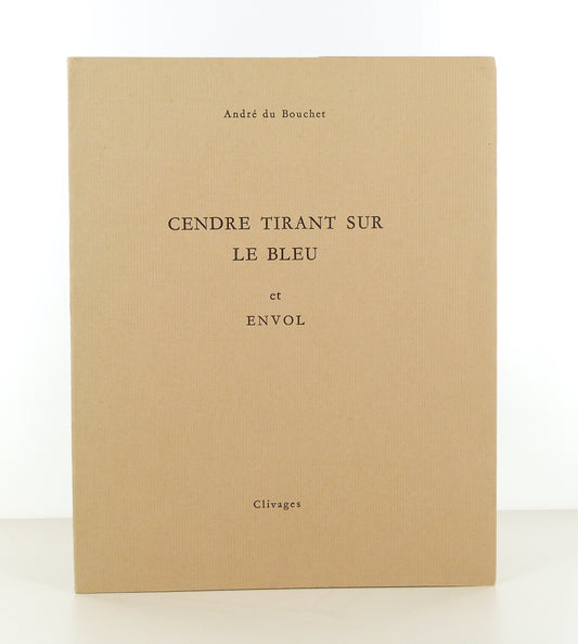 Cendre tirant sur le bleu et Envol
