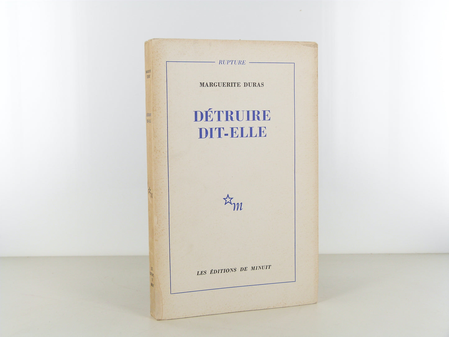 Détruire dit-elle