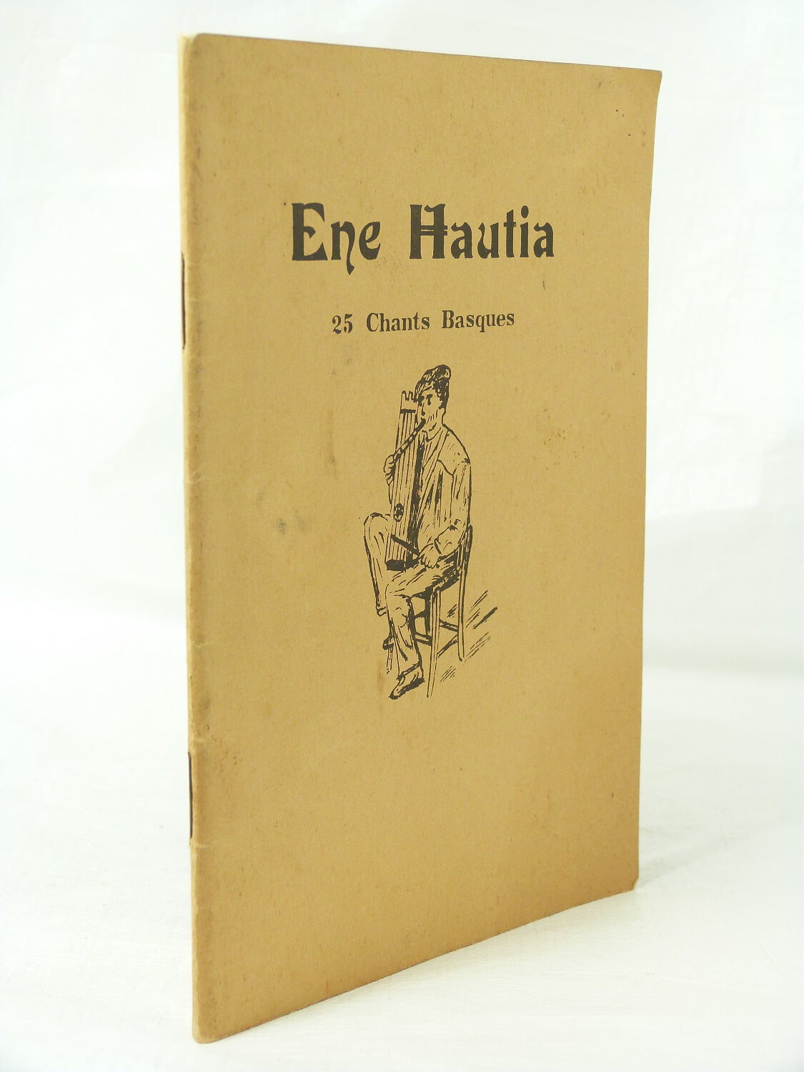 Ene hautia