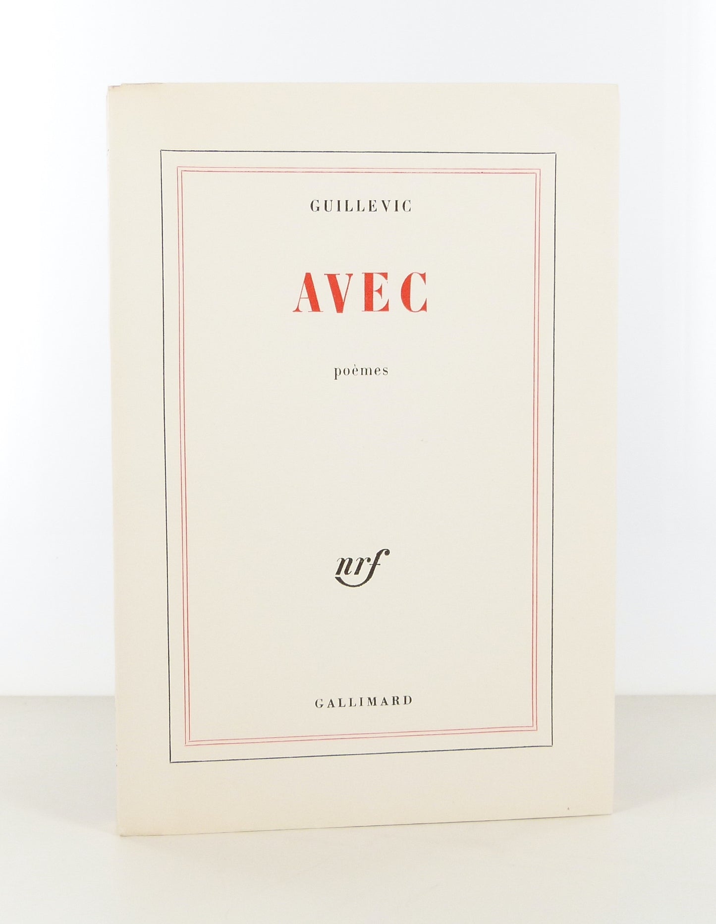 Avec. Poèmes.