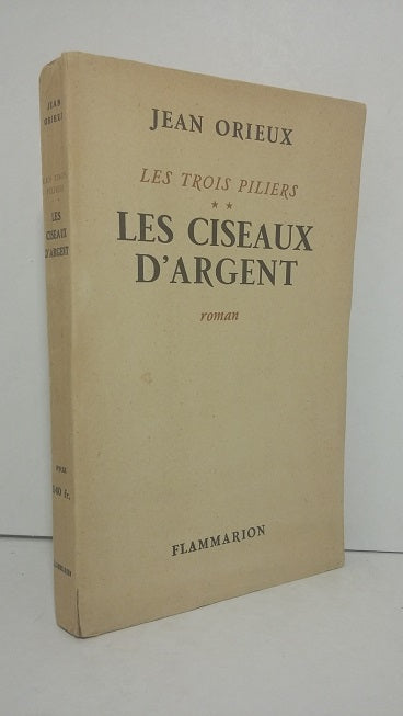 Les ciseaux d'argent.