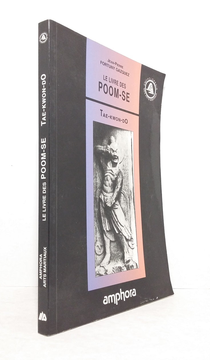Book of Poomsae: Taekwondo.