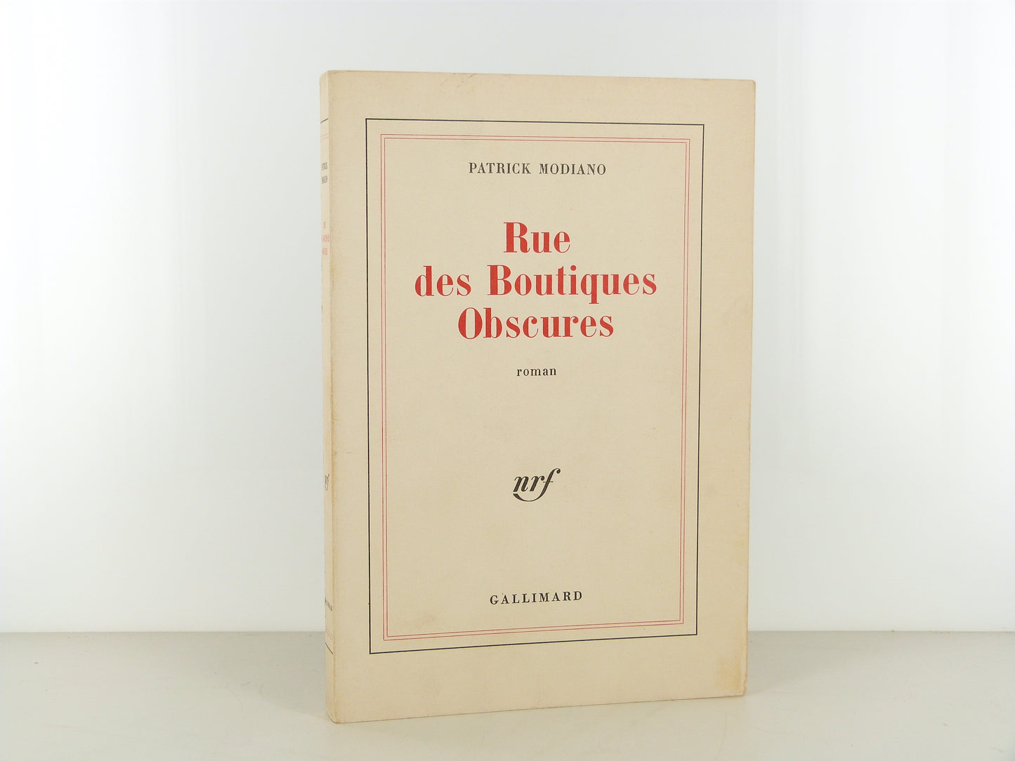 Rue des boutiques obscures