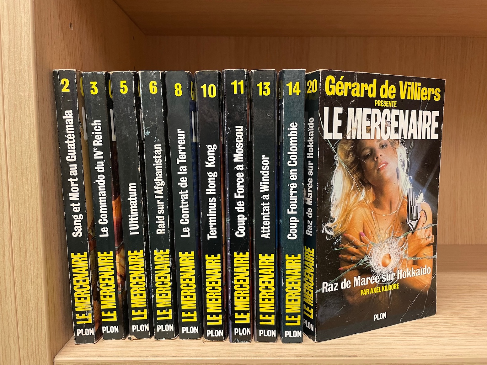 Lot de 10 livres, Le Mercenaire Gérard de Villiers