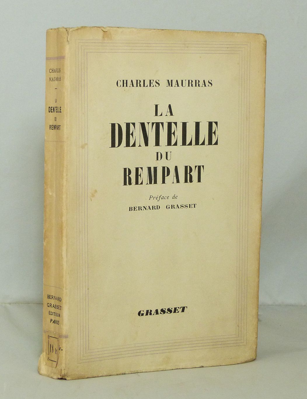 La dentelle du rempart. 
