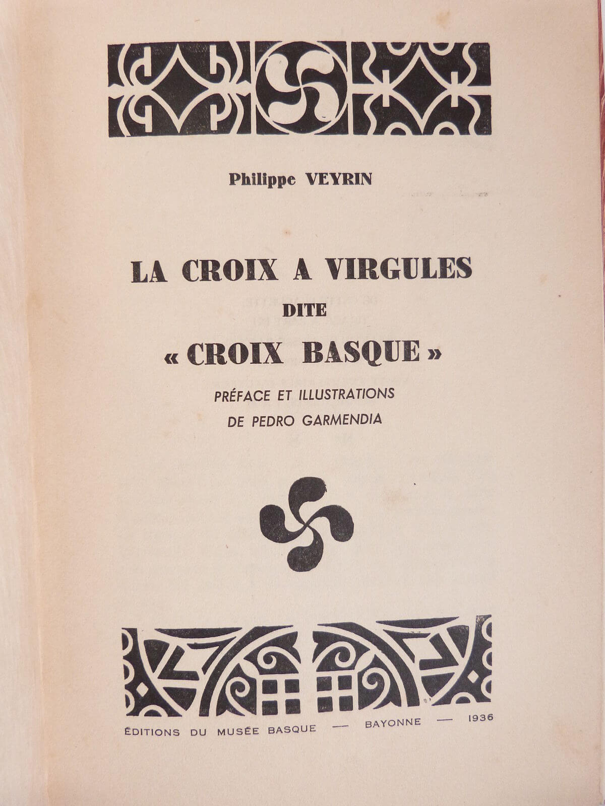 La croix à virgule dite Croix Basque