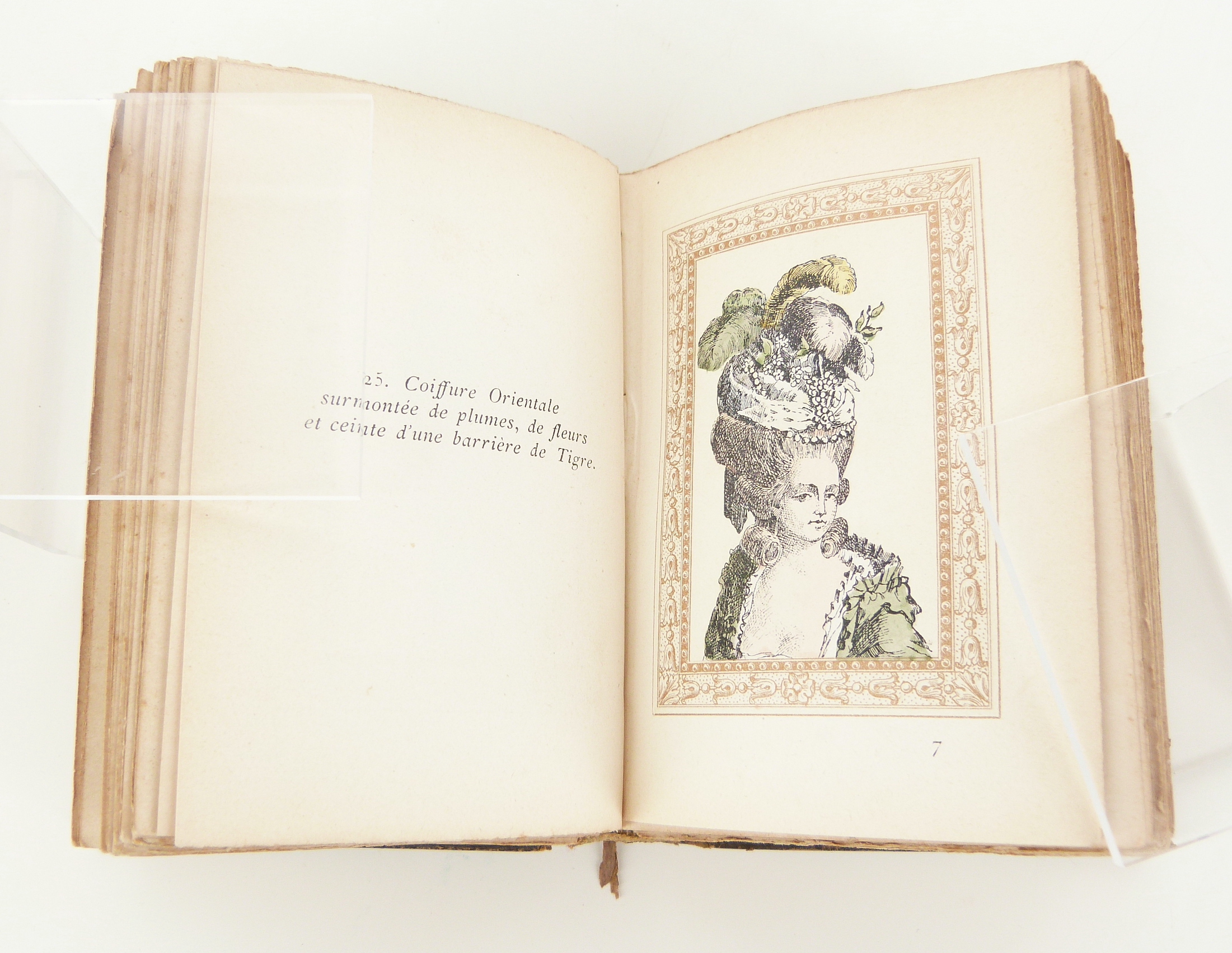 La parure excentrique. Époque Louis XVI.