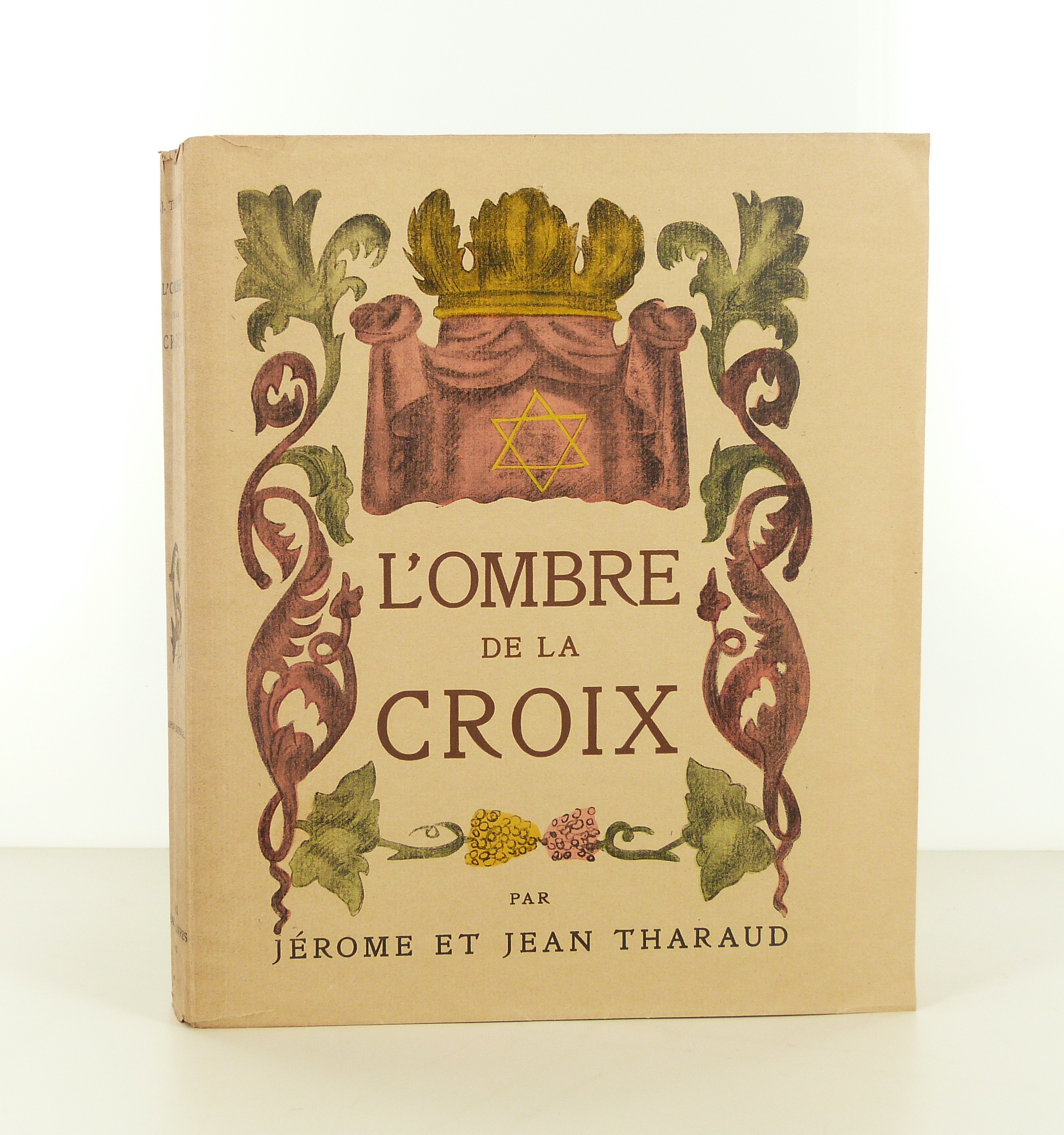 L'ombre de la croix, Tharaud