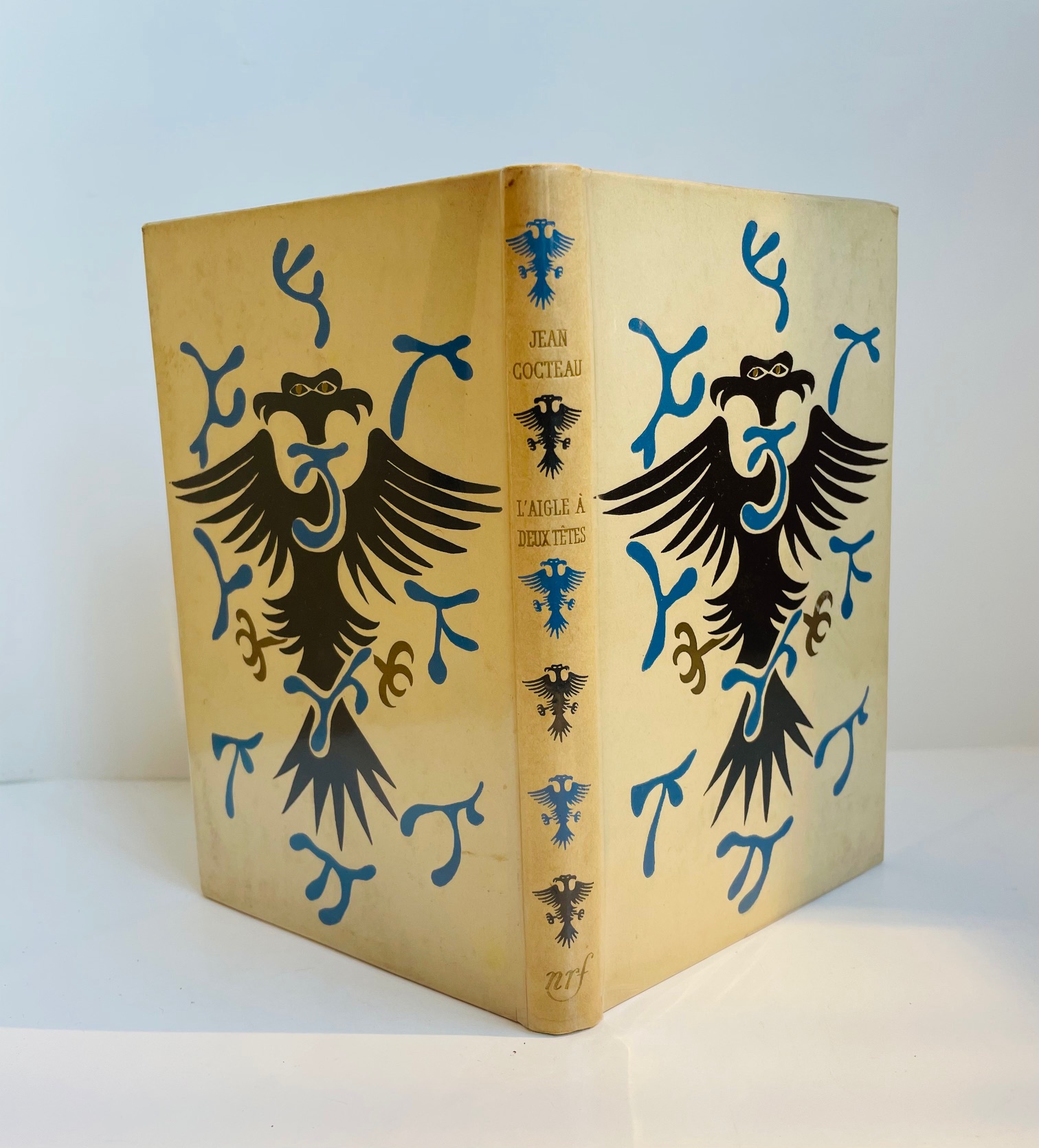 L'aigle à deux têtes